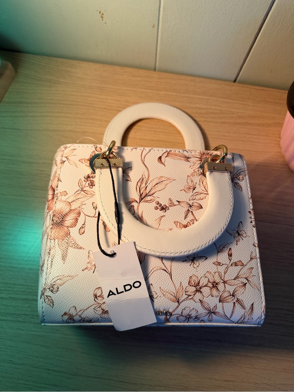 Aldo White Floral Satchel with Gold Charm - Picture 5 of 11